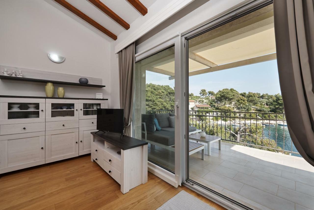 Beach House Blue Lagoon Okrug Gornji Luaran gambar