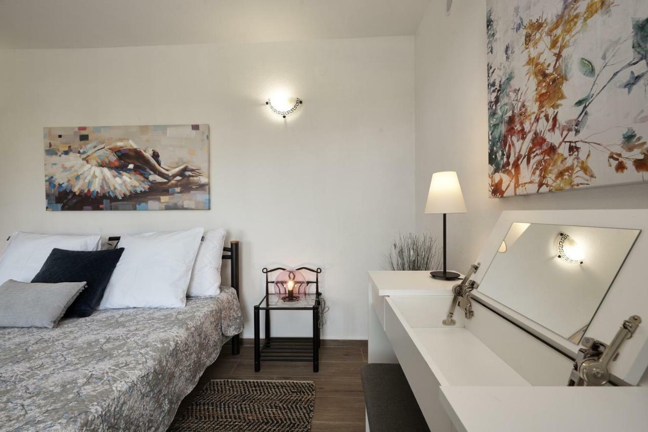 Beach House Blue Lagoon Okrug Gornji Luaran gambar